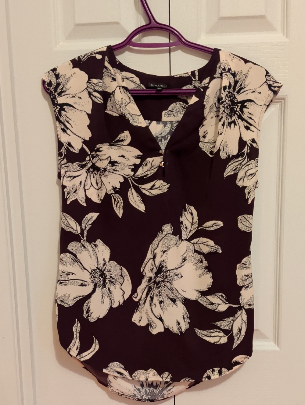 Dynamite Floral Blouse in Purple & White